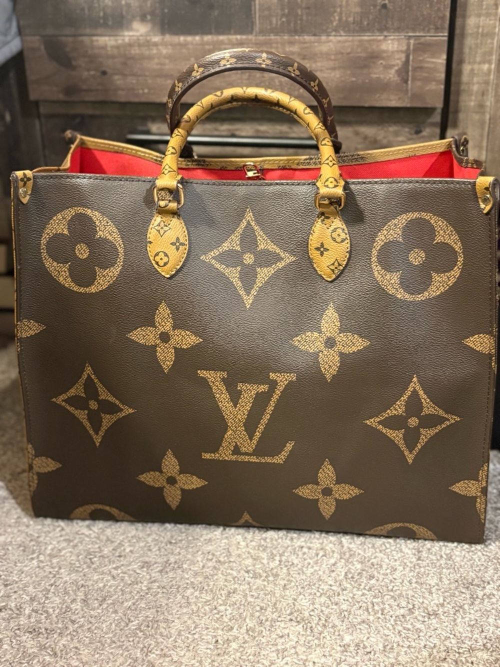 Brown Monogram Giant OnTheGo like Tote - Brown/Gold with Red Interior